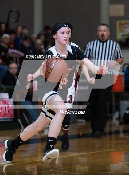 Thumbnail 2 in Greenville vs. Surprise Valley (NSCIF D7 Final) photogallery.