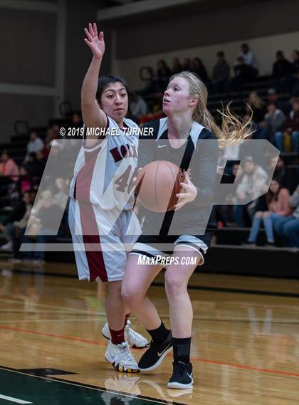 Thumbnail 3 in Greenville vs. Surprise Valley (NSCIF D7 Final) photogallery.
