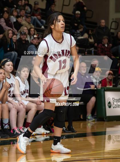 Thumbnail 1 in Greenville vs. Surprise Valley (NSCIF D7 Final) photogallery.