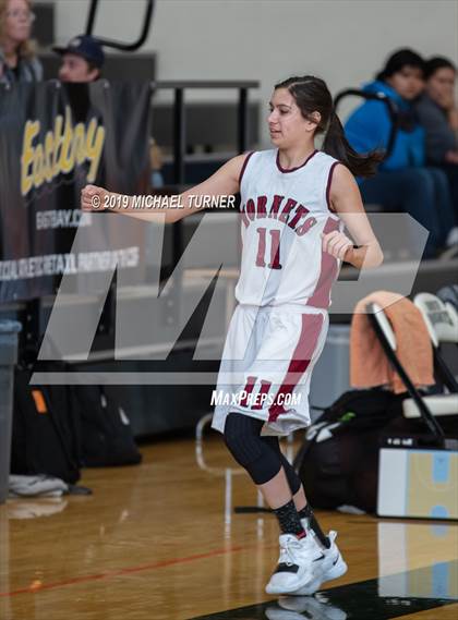 Thumbnail 3 in Greenville vs. Surprise Valley (NSCIF D7 Final) photogallery.