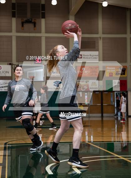 Thumbnail 3 in Greenville vs. Surprise Valley (NSCIF D7 Final) photogallery.