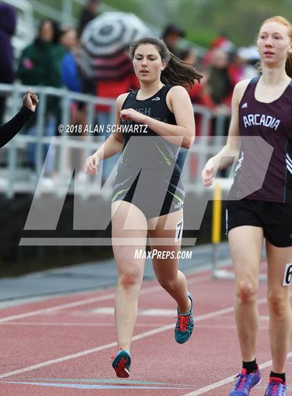 Thumbnail 3 in Royal Comet Invitational (Girls Events) photogallery.