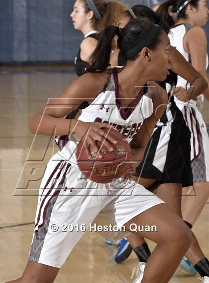 Thumbnail 2 in Rancho Mirage vs. Xavier Prep (MaxPreps Holiday Classic) photogallery.