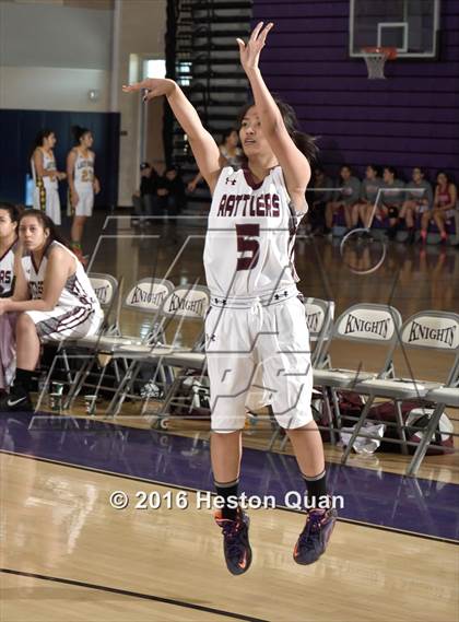 Thumbnail 3 in Rancho Mirage vs. Xavier Prep (MaxPreps Holiday Classic) photogallery.