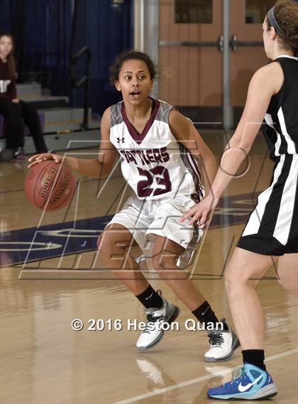 Thumbnail 2 in Rancho Mirage vs. Xavier Prep (MaxPreps Holiday Classic) photogallery.