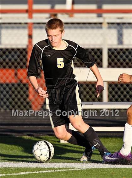 Thumbnail 3 in Seguin [Juan] vs. Mansfield (Martin Invitational) photogallery.