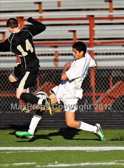 Thumbnail 1 in Seguin [Juan] vs. Mansfield (Martin Invitational) photogallery.