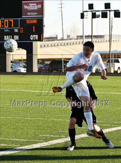 Thumbnail 3 in Seguin [Juan] vs. Mansfield (Martin Invitational) photogallery.