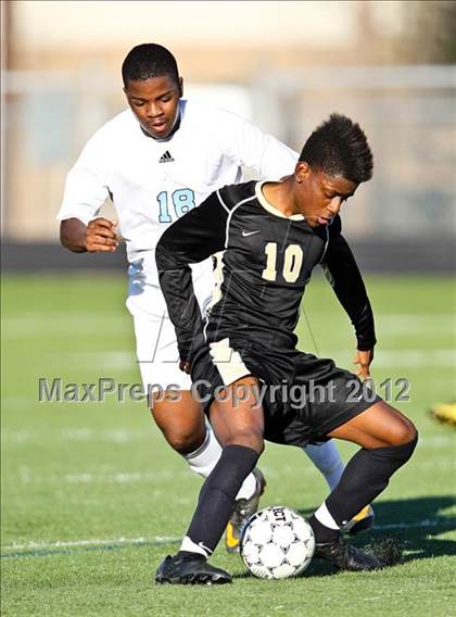 Thumbnail 3 in Seguin [Juan] vs. Mansfield (Martin Invitational) photogallery.