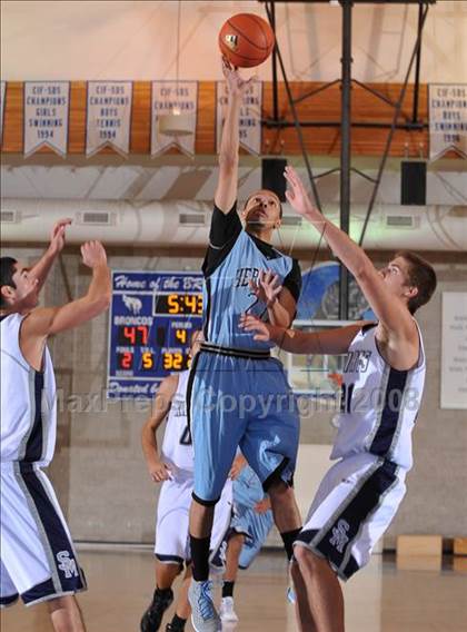 Thumbnail 1 in San Marcos vs. Hercules (MaxPreps Holiday Classic) photogallery.