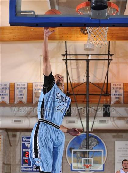 Thumbnail 1 in San Marcos vs. Hercules (MaxPreps Holiday Classic) photogallery.