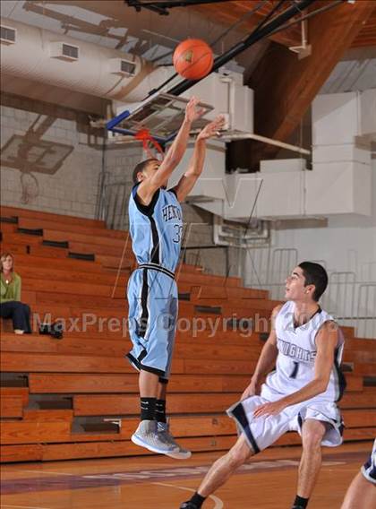 Thumbnail 2 in San Marcos vs. Hercules (MaxPreps Holiday Classic) photogallery.