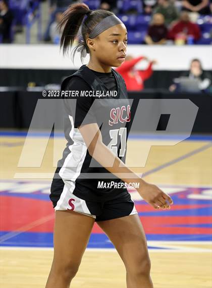 Thumbnail 1 in Springfield International vs Millis (MIAA Division 5 Final) photogallery.