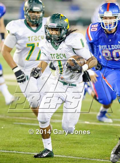 Thumbnail 3 in Tracy vs. Folsom (CIF SJS D1 Final) photogallery.