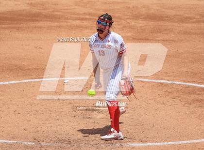 Thumbnail 2 in Hermleigh vs. Dodd City (UIL 1A Semifinal) photogallery.