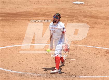 Thumbnail 2 in Hermleigh vs. Dodd City (UIL 1A Semifinal) photogallery.