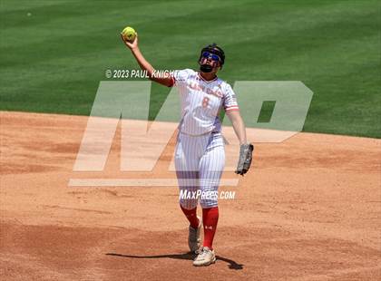 Thumbnail 1 in Hermleigh vs. Dodd City (UIL 1A Semifinal) photogallery.