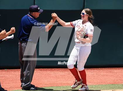 Thumbnail 1 in Hermleigh vs. Dodd City (UIL 1A Semifinal) photogallery.