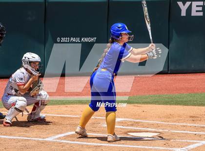 Thumbnail 2 in Hermleigh vs. Dodd City (UIL 1A Semifinal) photogallery.