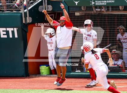 Thumbnail 2 in Hermleigh vs. Dodd City (UIL 1A Semifinal) photogallery.
