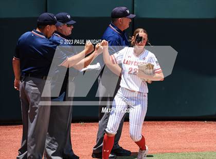 Thumbnail 2 in Hermleigh vs. Dodd City (UIL 1A Semifinal) photogallery.