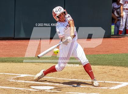 Thumbnail 3 in Hermleigh vs. Dodd City (UIL 1A Semifinal) photogallery.