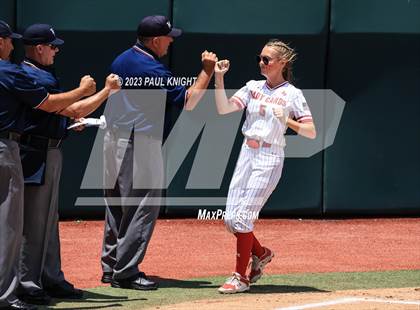 Thumbnail 3 in Hermleigh vs. Dodd City (UIL 1A Semifinal) photogallery.