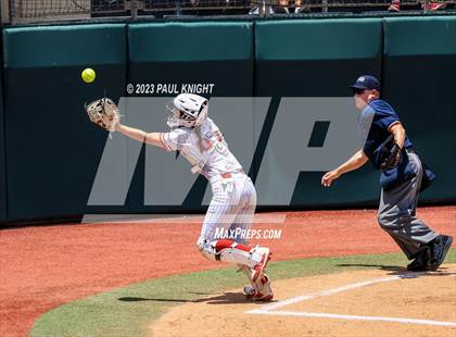 Thumbnail 1 in Hermleigh vs. Dodd City (UIL 1A Semifinal) photogallery.