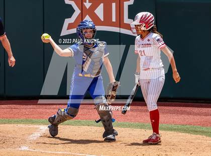 Thumbnail 2 in Hermleigh vs. Dodd City (UIL 1A Semifinal) photogallery.