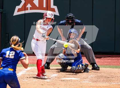 Thumbnail 1 in Hermleigh vs. Dodd City (UIL 1A Semifinal) photogallery.