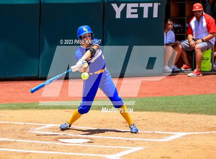 Thumbnail 1 in Hermleigh vs. Dodd City (UIL 1A Semifinal) photogallery.
