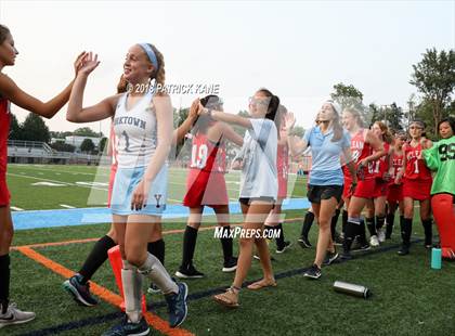 Thumbnail 1 in JV: McLean @ Yorktown photogallery.