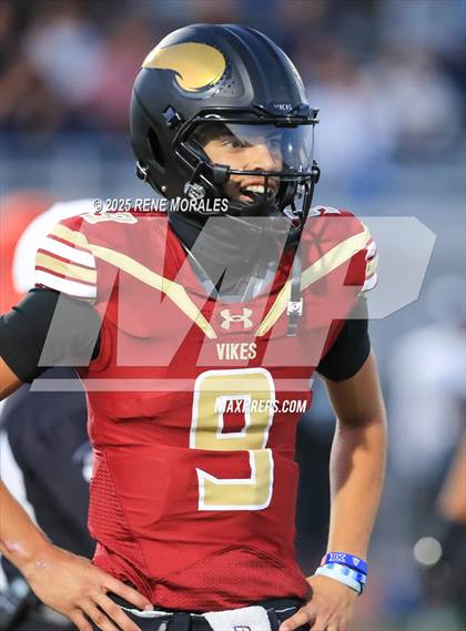 Thumbnail 3 in Sierra Canyon vs Downey photogallery.