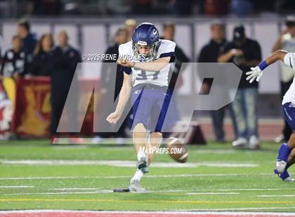 Thumbnail 1 in Sierra Canyon vs Downey photogallery.