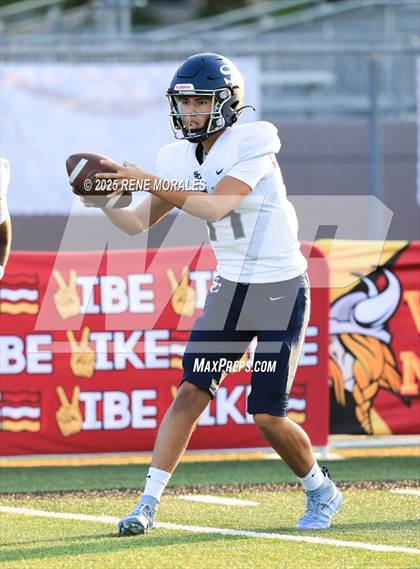 Thumbnail 1 in Sierra Canyon vs Downey photogallery.