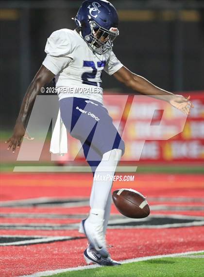 Thumbnail 1 in Sierra Canyon vs Downey photogallery.