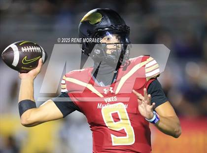 Thumbnail 1 in Sierra Canyon vs Downey photogallery.