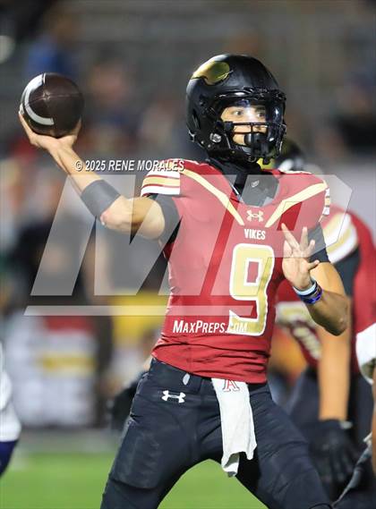 Thumbnail 3 in Sierra Canyon vs Downey photogallery.