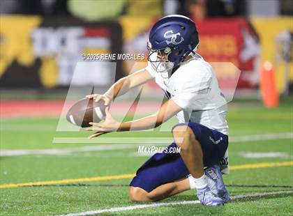 Thumbnail 3 in Sierra Canyon vs Downey photogallery.