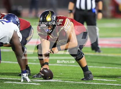 Thumbnail 2 in Sierra Canyon vs Downey photogallery.
