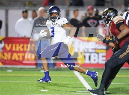 Thumbnail 2 in Sierra Canyon vs Downey photogallery.