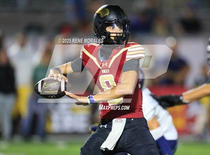 Thumbnail 3 in Sierra Canyon vs Downey photogallery.