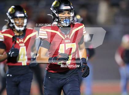 Thumbnail 1 in Sierra Canyon vs Downey photogallery.