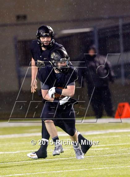 Thumbnail 1 in Bentonville vs. Fayetteville (AAA 7A Semifinal) photogallery.
