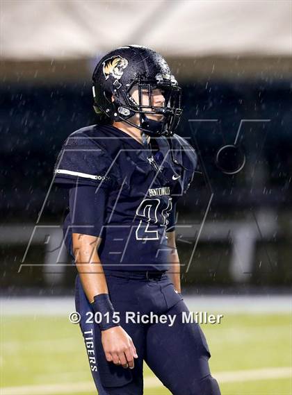 Thumbnail 1 in Bentonville vs. Fayetteville (AAA 7A Semifinal) photogallery.
