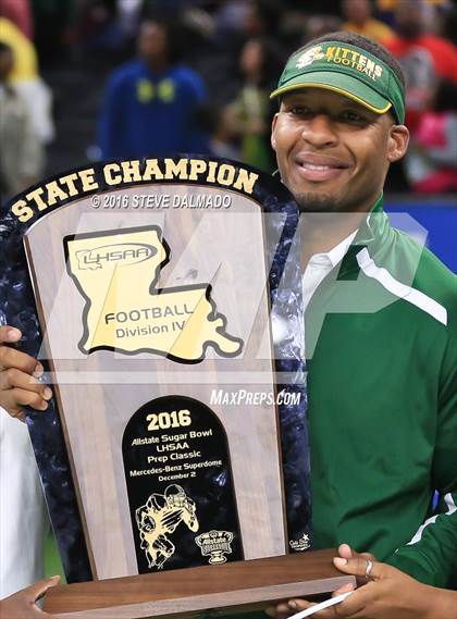 Thumbnail 1 in Southern Lab vs Ascension Episcopal (LHSAA Division IV Final)  photogallery.