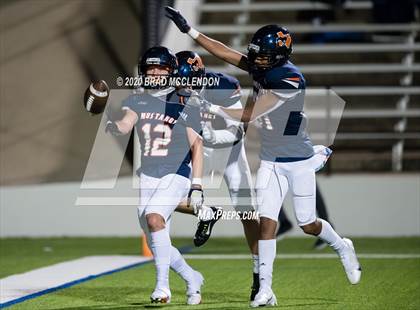 Thumbnail 3 in Rowlett vs Sachse photogallery.