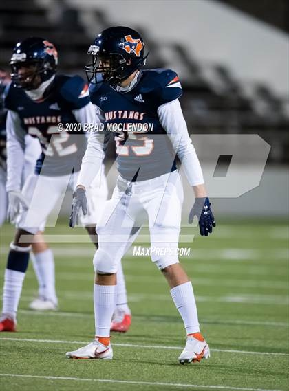 Thumbnail 1 in Rowlett vs Sachse photogallery.