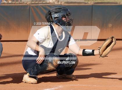 Thumbnail 1 in Desert Edge vs. Kellis photogallery.