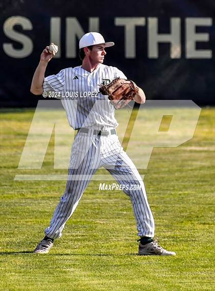 Thumbnail 2 in Mater Dei @ Damien (CIF SS DIV 1 Playoff) photogallery.